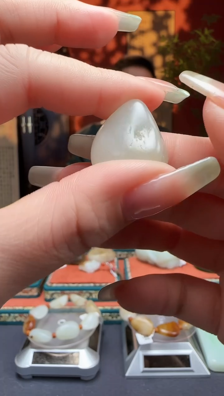 【闪购商品】和田玉吊坠未镶嵌吊坠9克