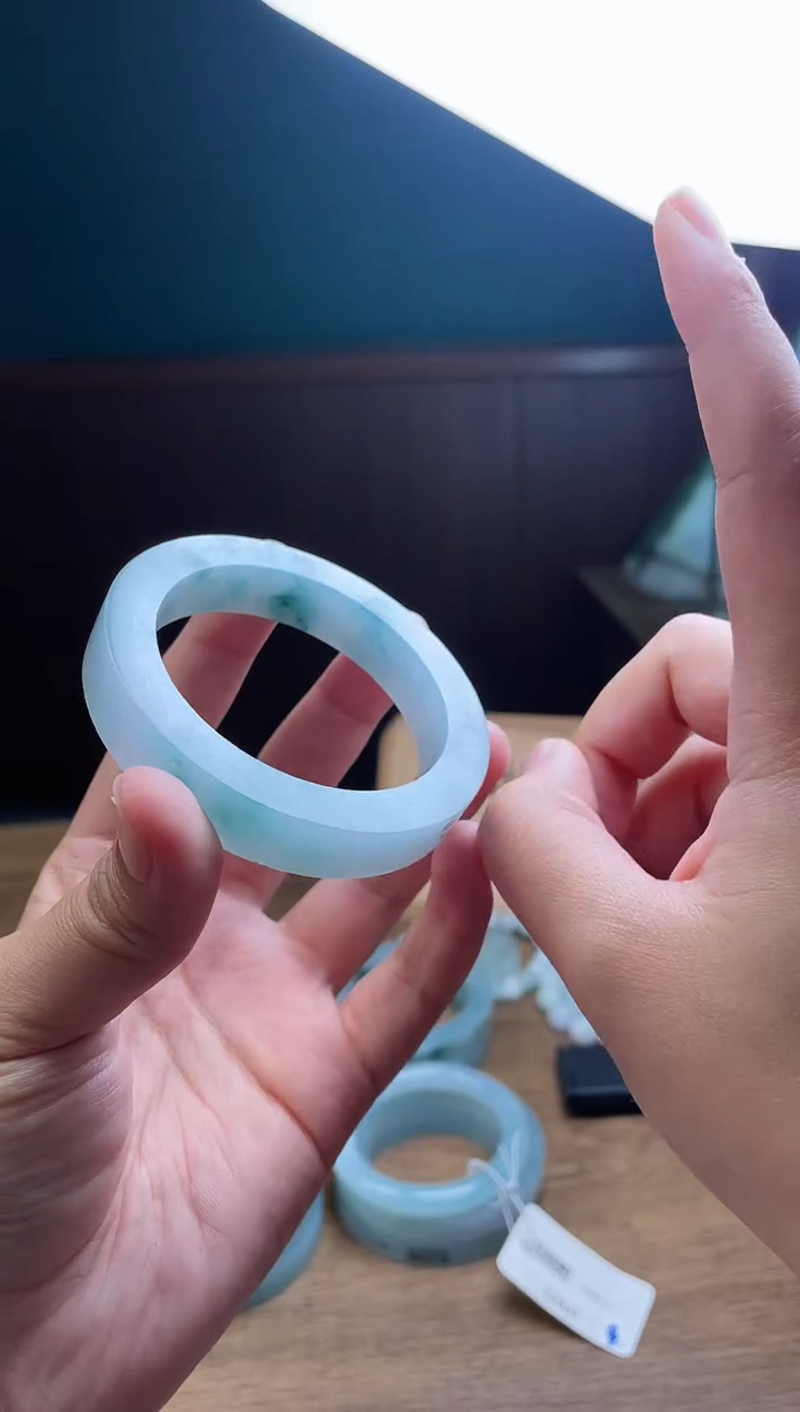 【闪购商品】定制翡翠手镯未镶嵌定制