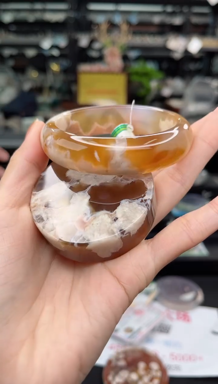 【闪购商品】石英质玉手镯未镶嵌58圈口（赠送镯心）6570268