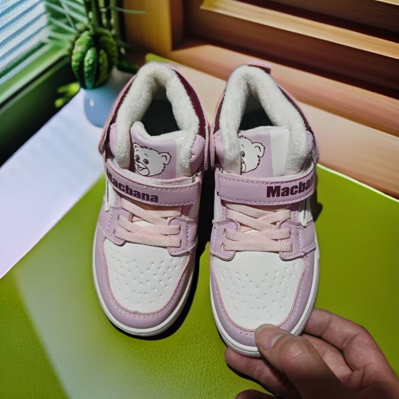 33546儿童鞋子冬季加绒新款男女童百搭运动鞋软底潮鞋