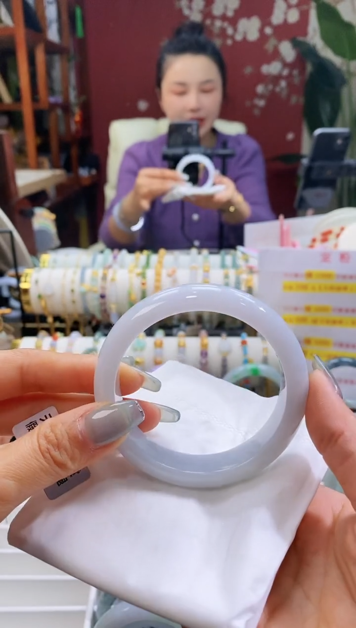 【闪购商品】翡翠手镯未镶嵌90宽胎5859/14.6*8.4