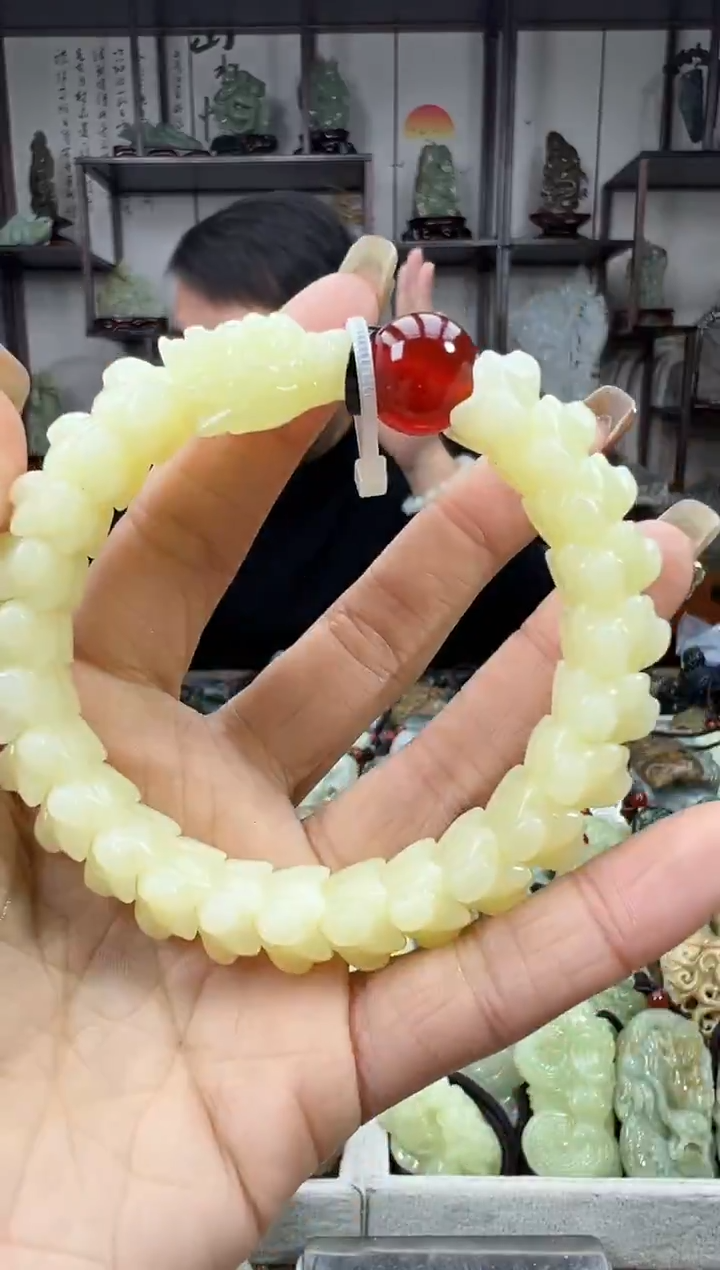 未镶嵌和田玉把件1