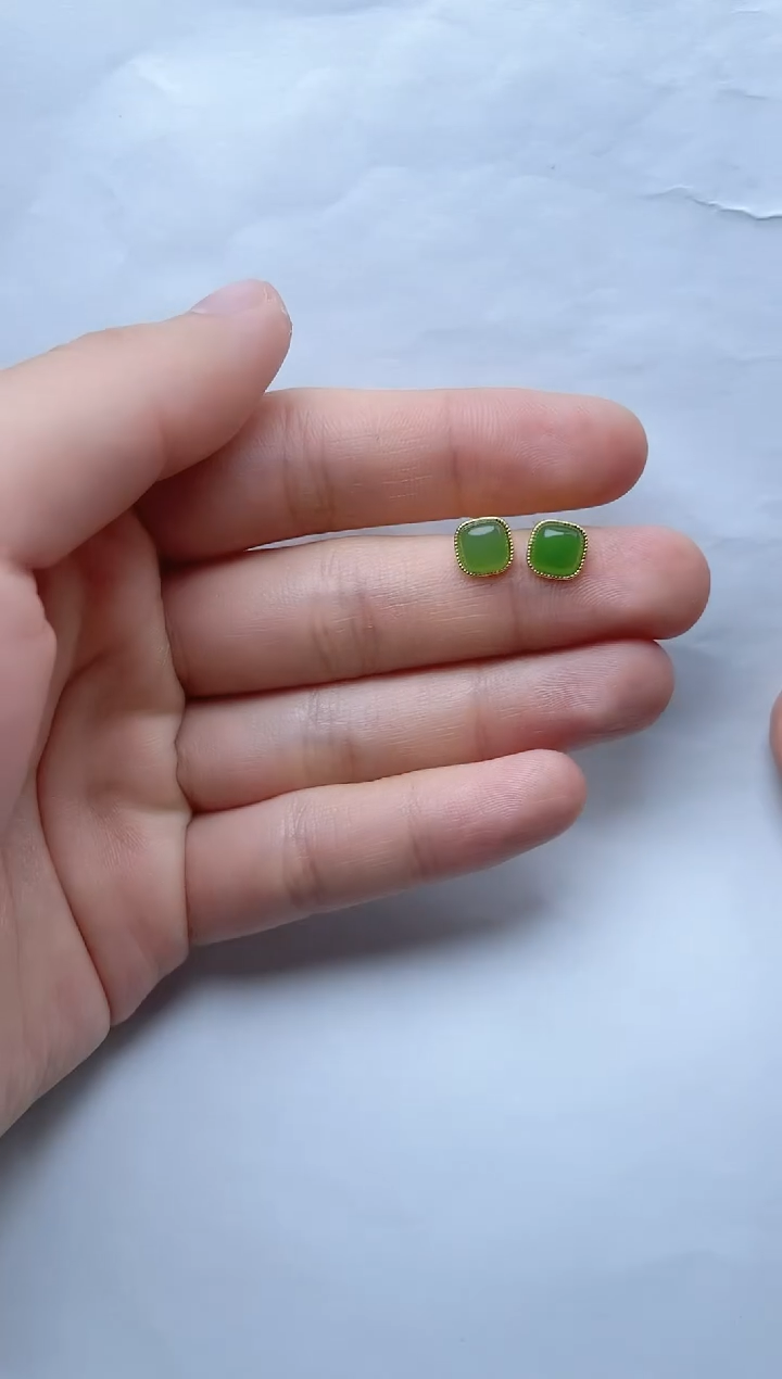 【闪购商品】和田玉耳饰银S925镶嵌耳钉kk