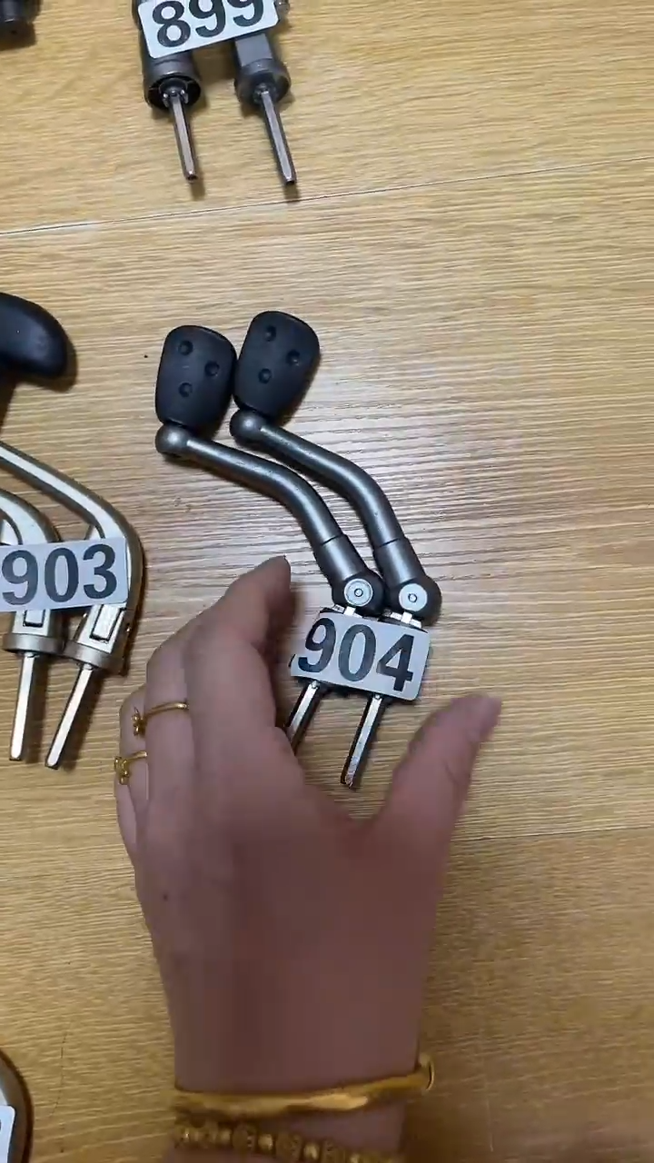 农**吴904    摇臂   一对