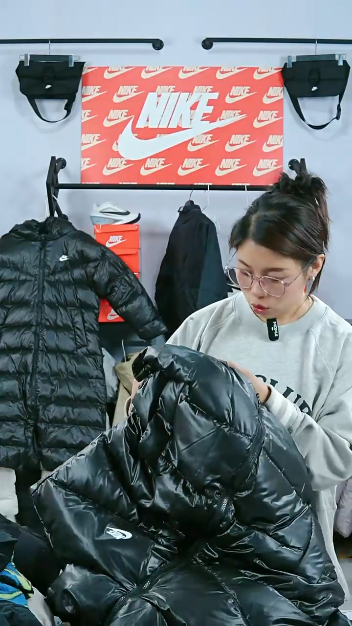 2129闪购编码运动衣以直播间过款为准尺码XL