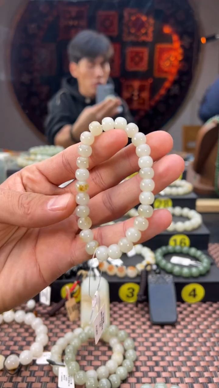 未镶嵌手串和田玉和田子料老型珠手串卡7*8