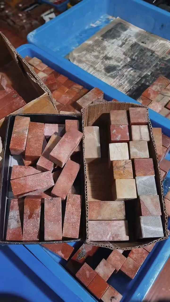 老挝石人*十瑕疵不规则章