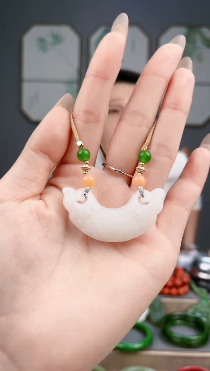 【闪购商品】和田玉颈饰未镶嵌AA多样性发货 拍一发一