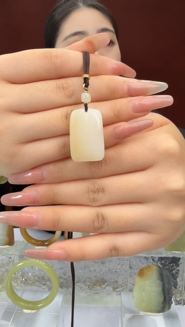 项链未镶嵌和田玉闪购糖白平安牌项链尺寸约30*20mm