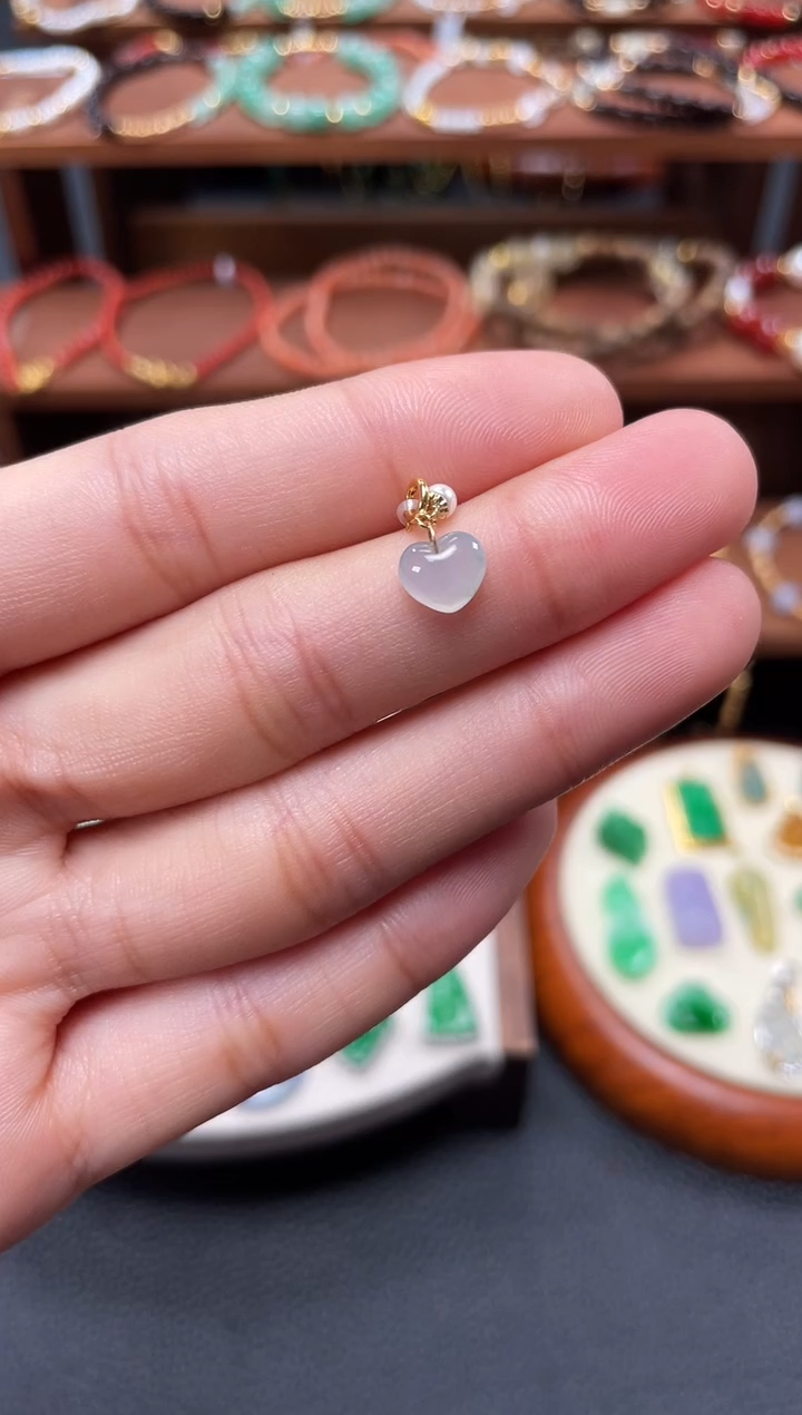 【闪购商品】翡翠吊坠(不含链)未镶嵌 一个  JK243