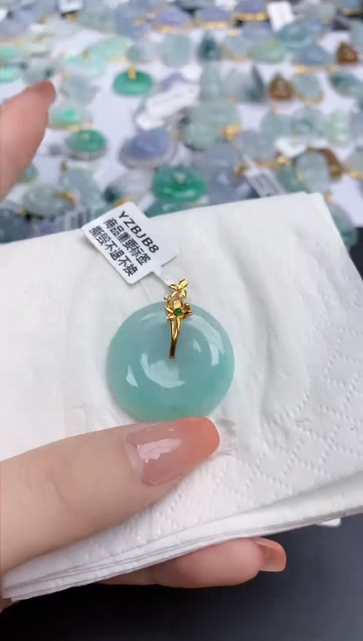 【闪购商品】翡翠颈饰18K金镶嵌天然缅甸翡翠A货