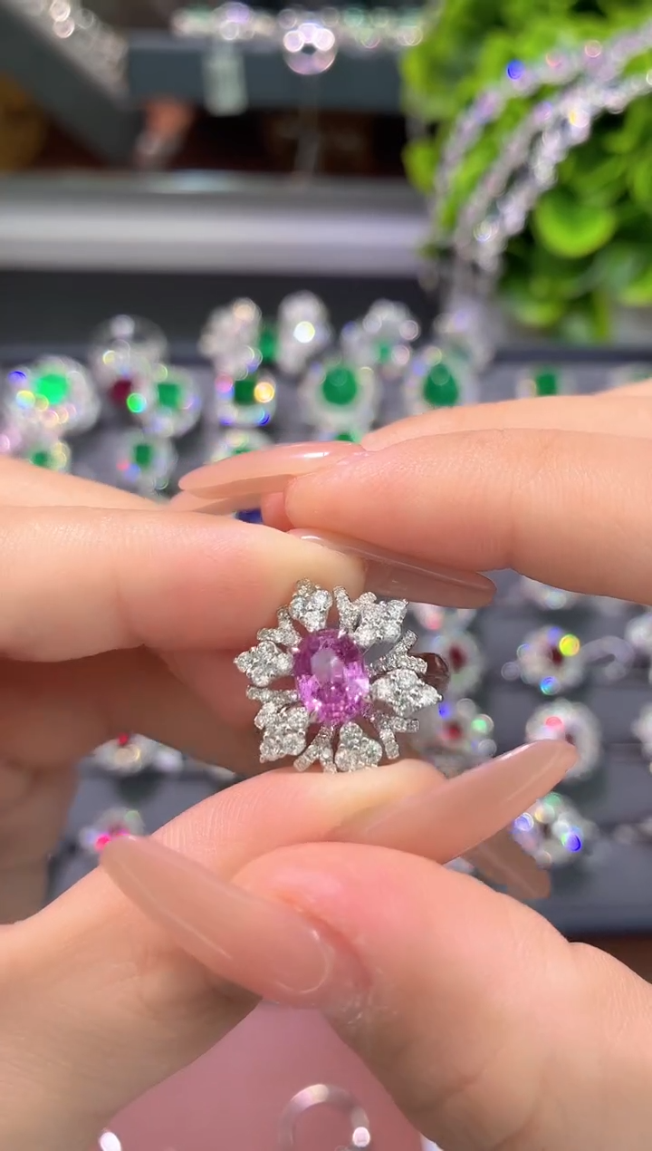 戒指彩色蓝宝石18K金镶嵌-1.88克拉*无烧帕帕拉恰