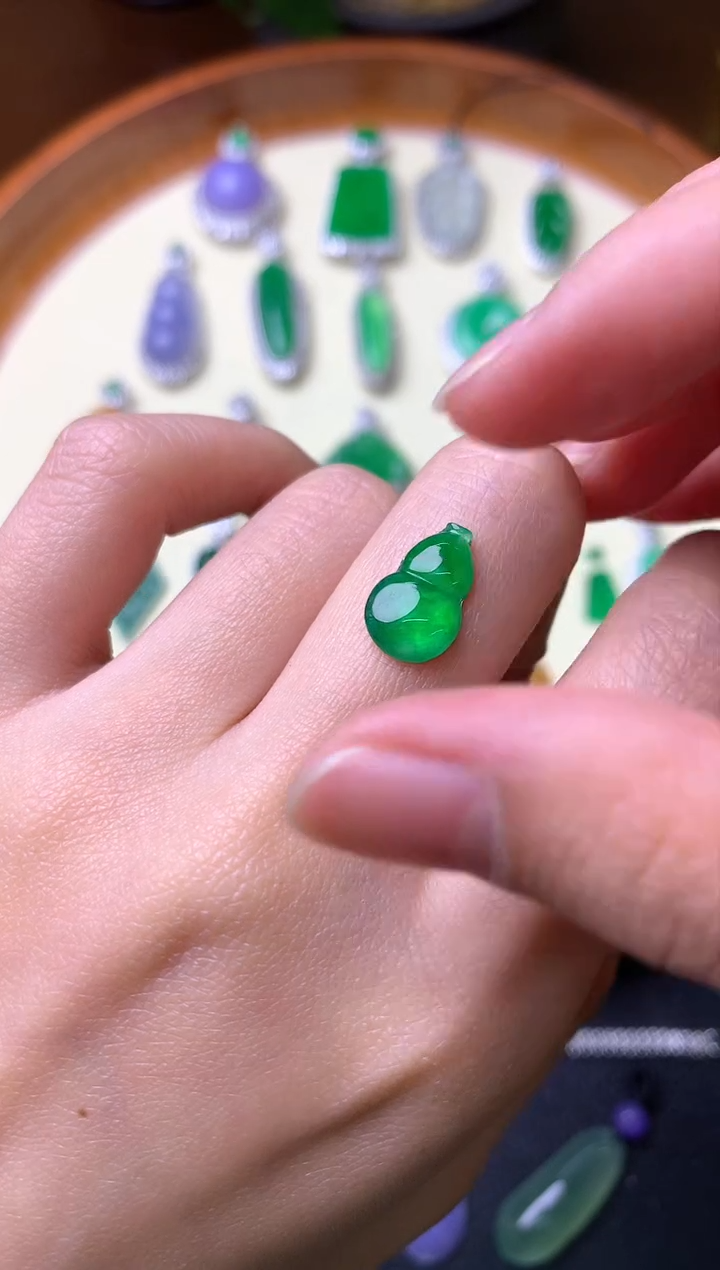 【闪购商品】定制翡翠未镶嵌裸石（镶嵌定制）