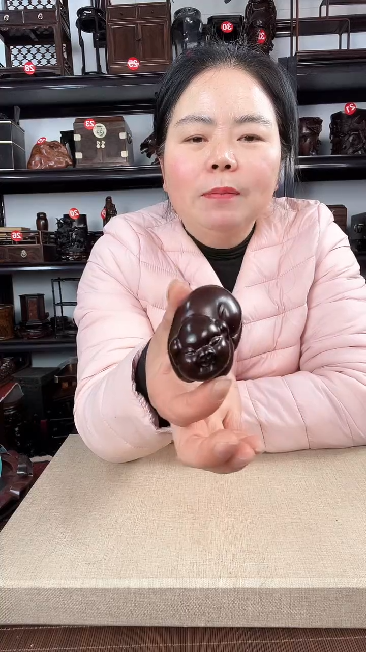 【闪购商品】木3030老李红木工艺品