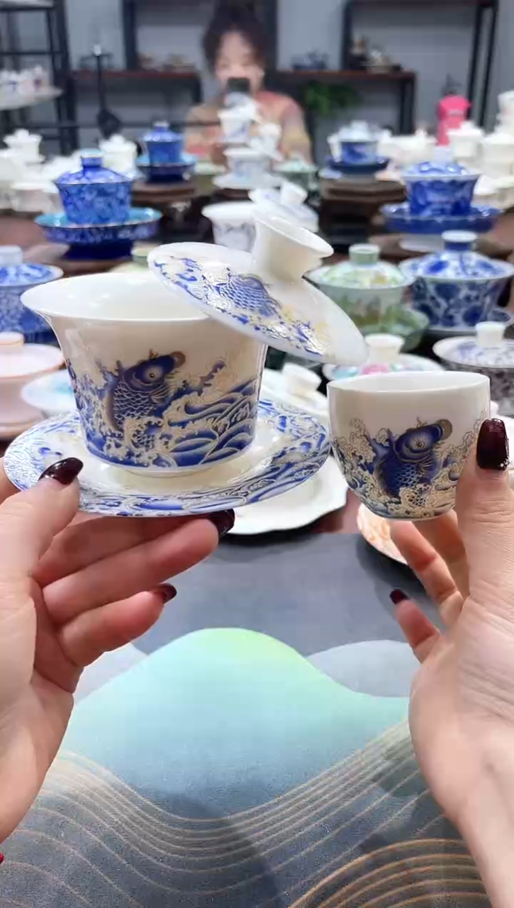 【闪购商品】蓝色年年有鱼盖碗+2杯