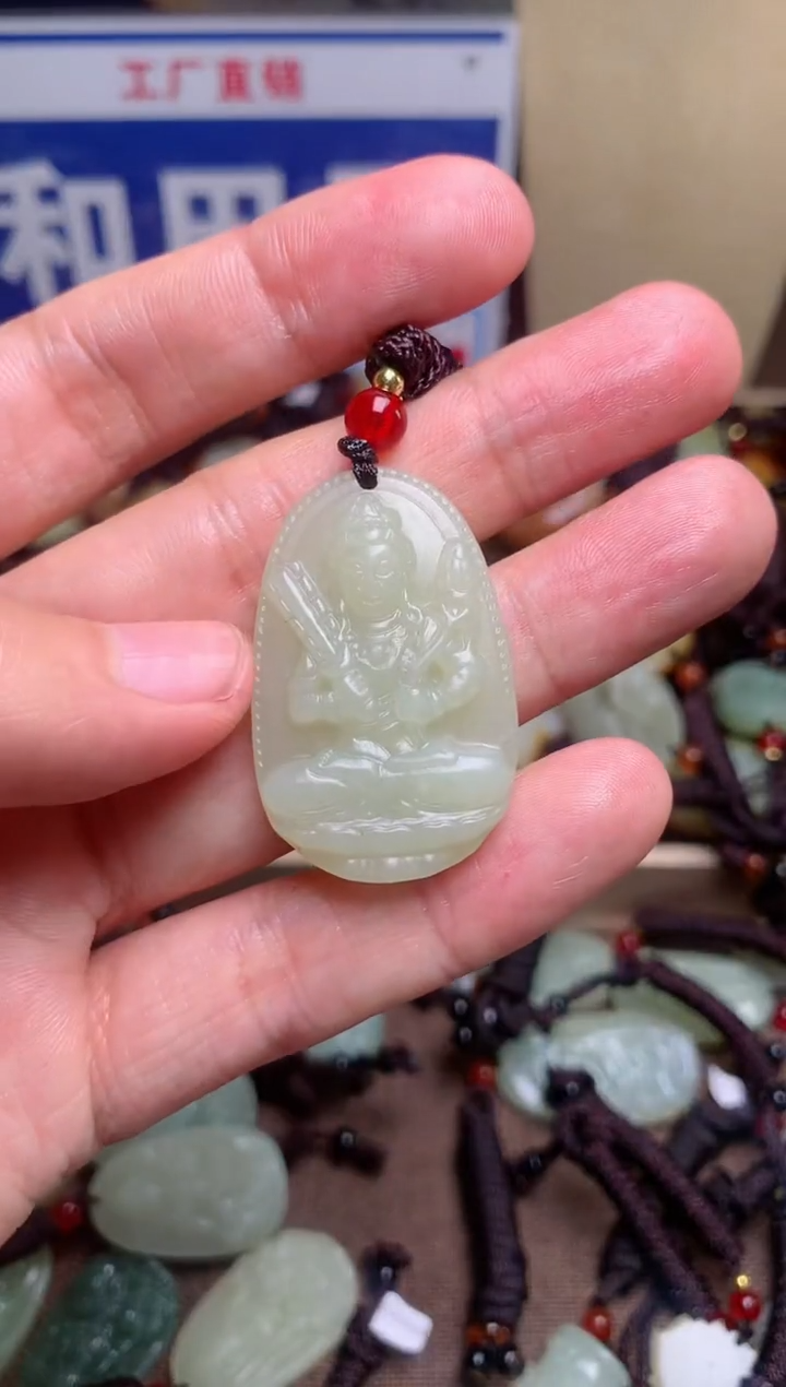【闪购商品】和田玉颈饰未镶嵌1