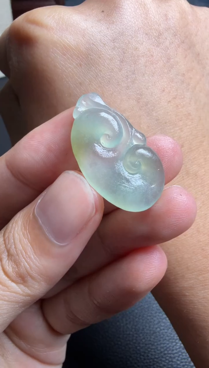 未镶嵌定制翡翠如意