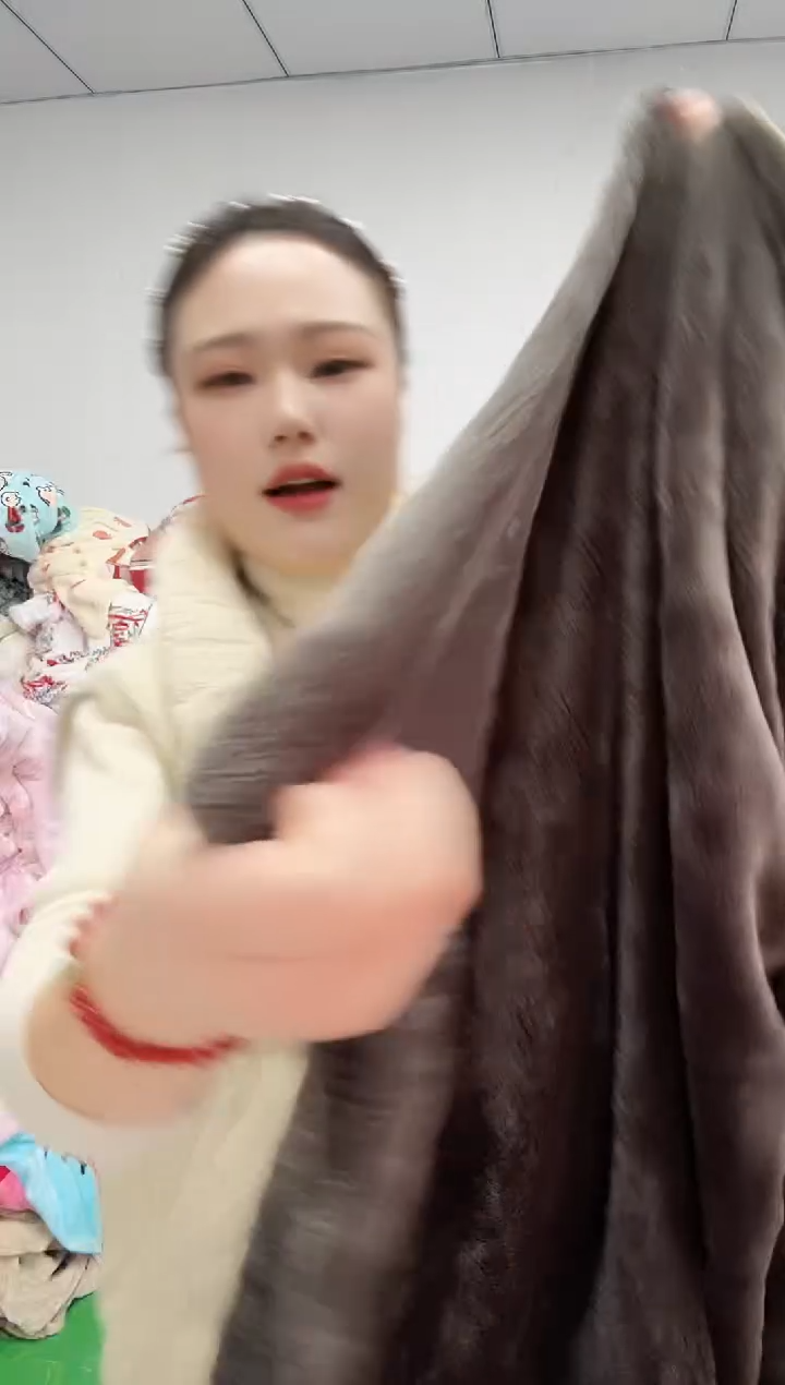 法兰绒2.3x1.6材质面料尺寸以主播介绍为准