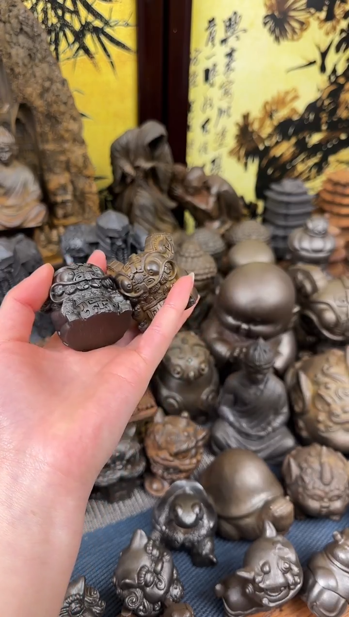 铁精致创意摆件小号吞金兽