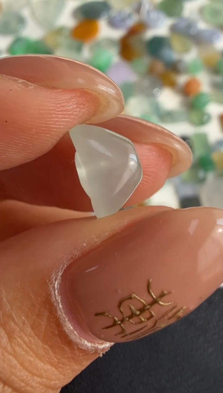 未镶嵌定制翡翠6.9*10.7*5.6/99+10