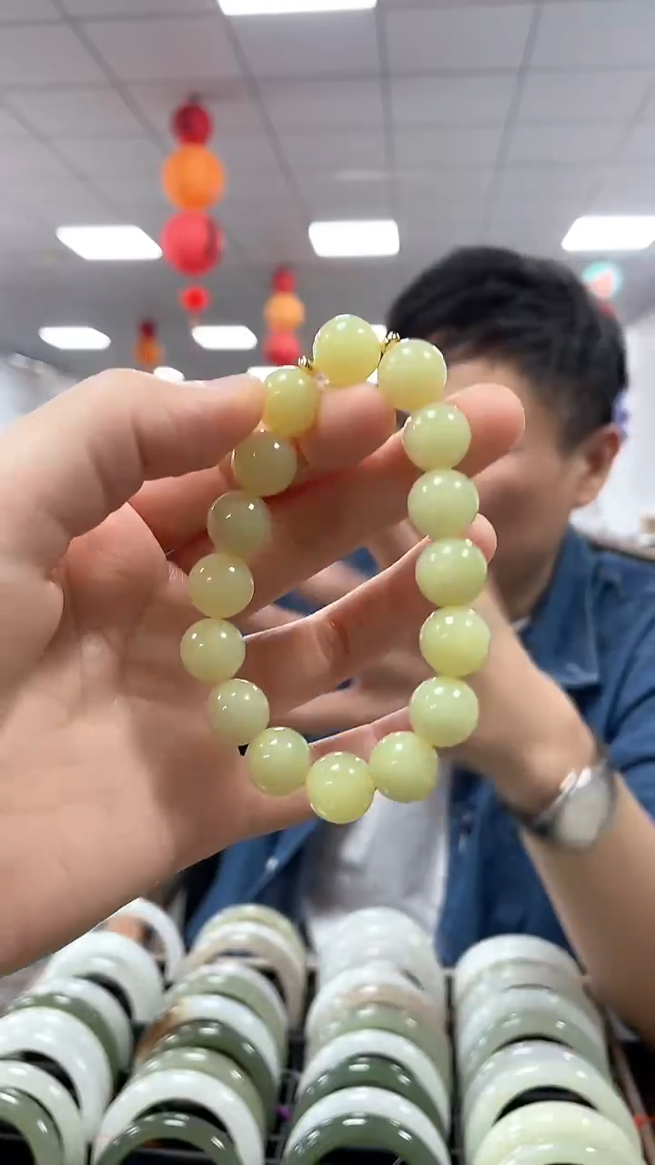 手链未镶嵌和田玉高品黄玉卡12手串一条