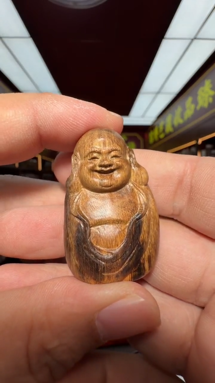 沉香吊坠多样性发一