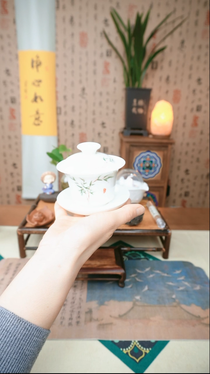 【闪购商品】羊脂玉翠竹三才盖碗