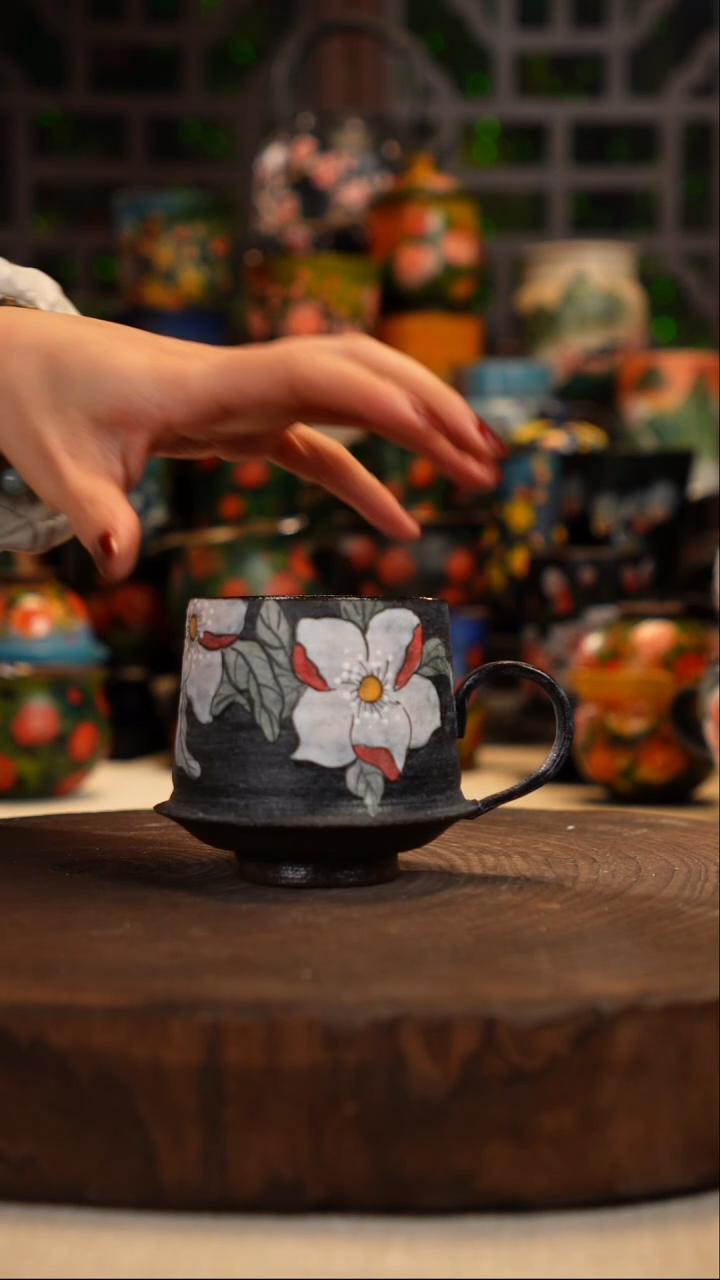 油画    釉下彩   杯子