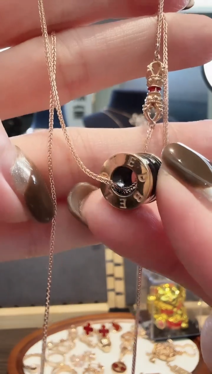 18K金镶嵌定制玛瑙18K金路路通吊坠不含链