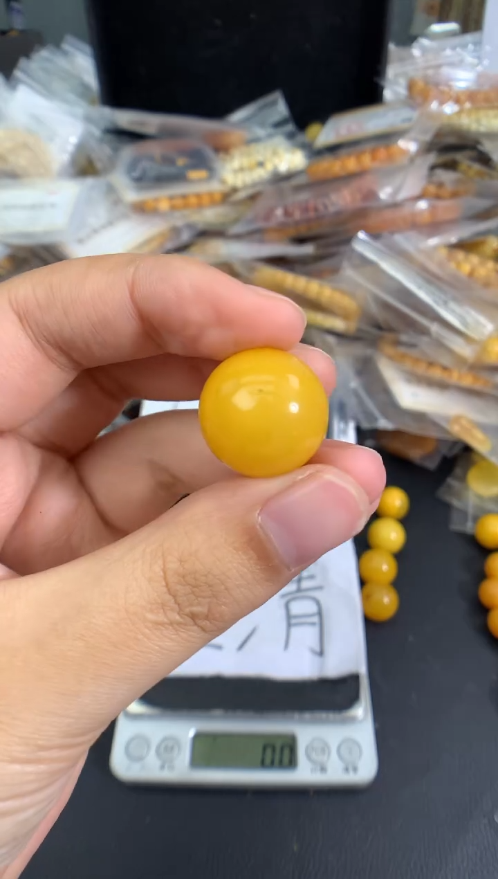 蜜蜡未镶嵌珠宝奇石1