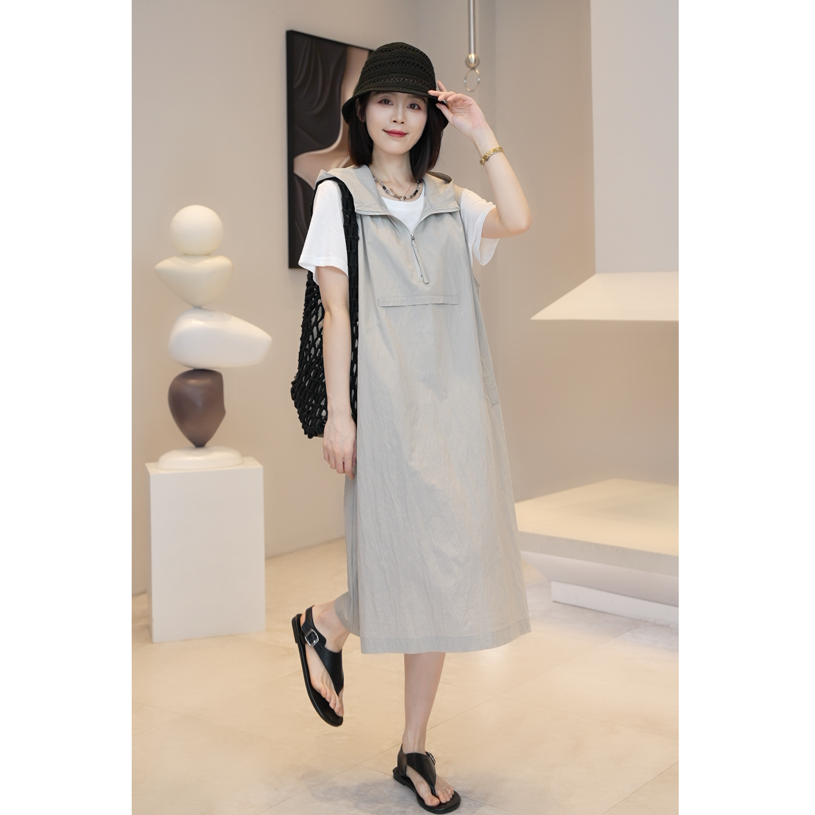 清货价【薇薇绮】新款无袖连帽显瘦背心裙子短袖T恤两件套D430