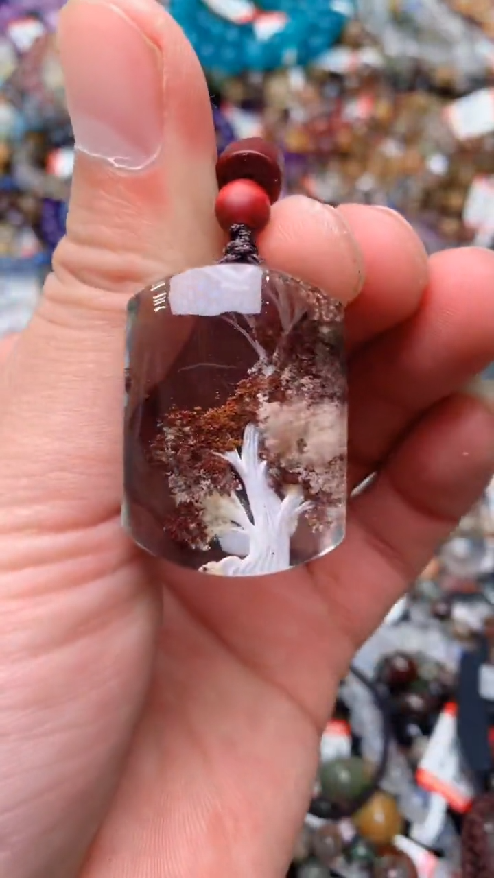 【闪购商品】水晶吊坠(赠链)未镶嵌77