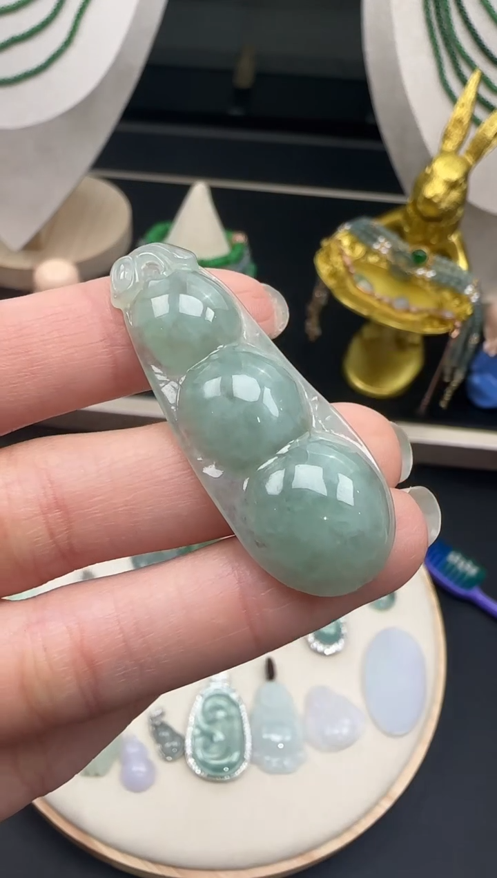 【闪购商品】翡翠吊坠(不含链)未镶嵌【海莎一口翠】翡翠挂件1