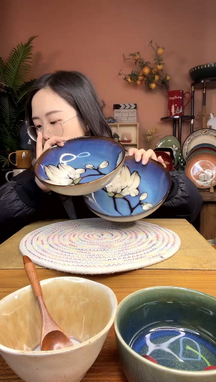 陶瓷8英寸玉兰花碗 2件 微瑕疵