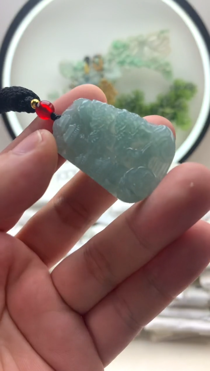 颈饰未镶嵌翡翠小山水