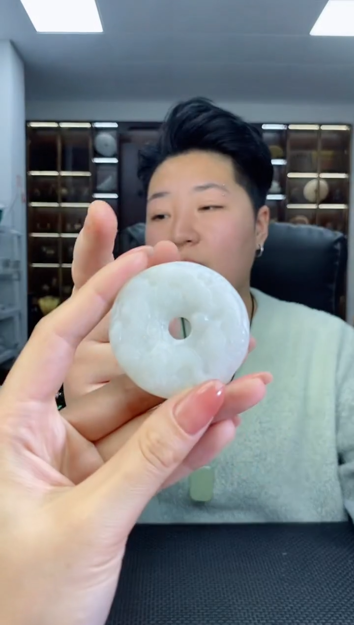 【闪购商品】和田玉颈饰未镶嵌九龙牌清货3