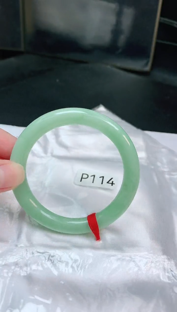 【闪购商品】翡翠手镯未镶嵌缅甸天然A货翡翠