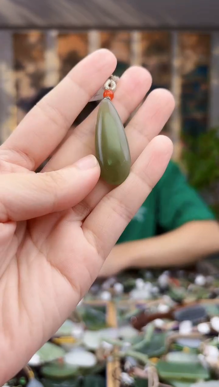 未镶嵌和田玉挂件拍一发一