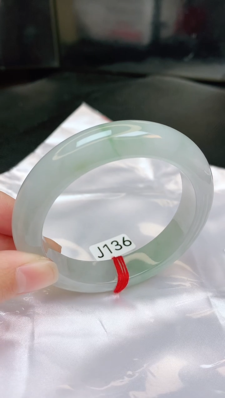【闪购商品】翡翠手镯未镶嵌缅甸天然a货翡翠