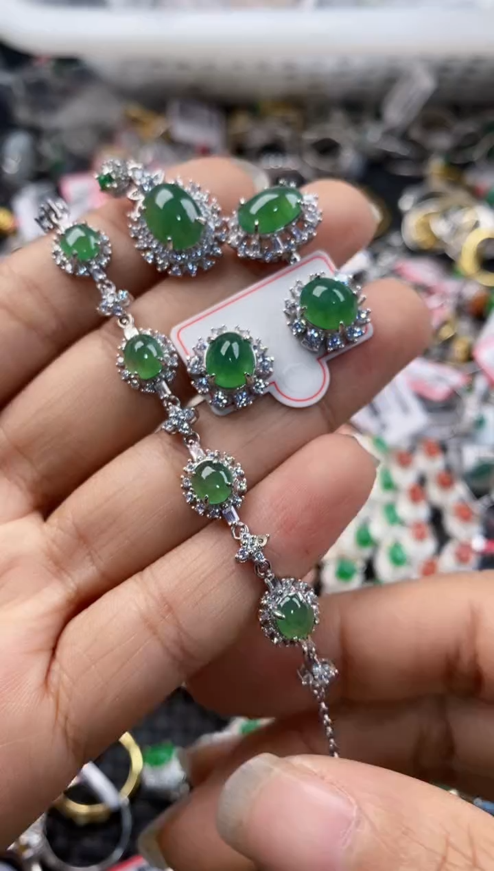 银S925镶嵌戒指翡翠555---1