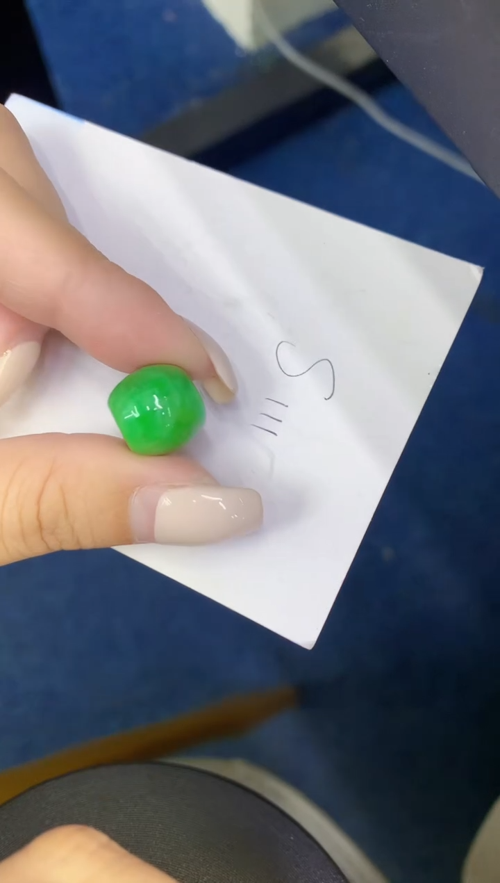 颈饰未镶嵌翡翠缅甸天然翡翠A货