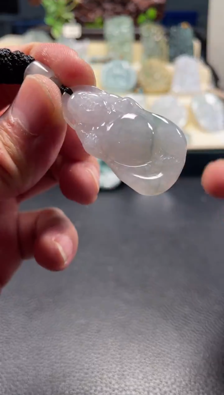 颈饰未镶嵌翡翠12/24/213