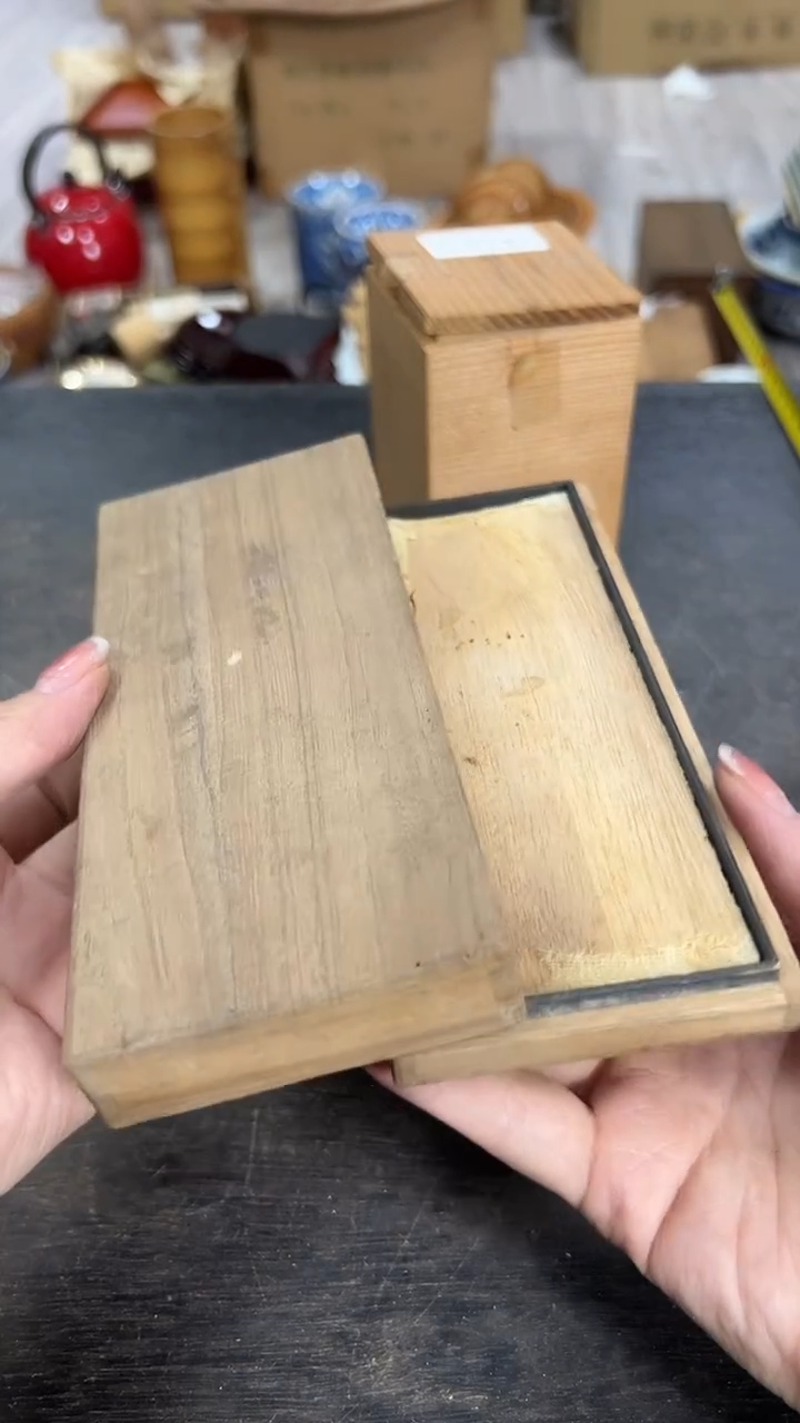 小甜甜开播了什么都有