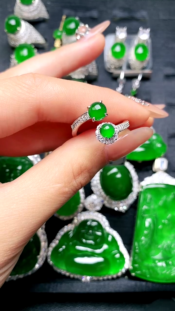 【闪购商品】翡翠戒指银S925镶嵌女戒