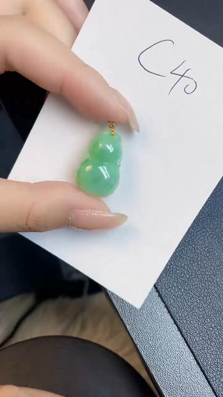 【闪购商品】翡翠颈饰18K金镶嵌00000000