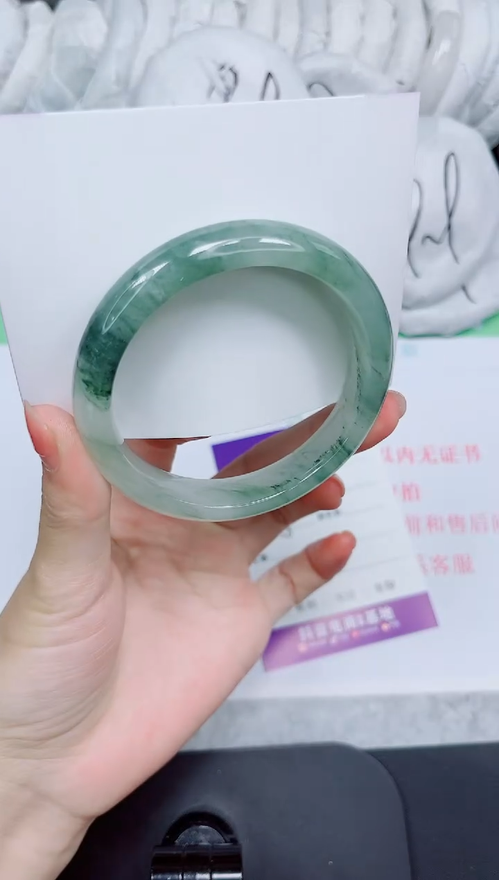 石英质玉手镯未镶嵌123-58