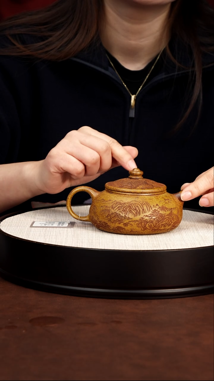 茶杯紫砂 山水牡丹寒江 龙骨金砂 曹营营