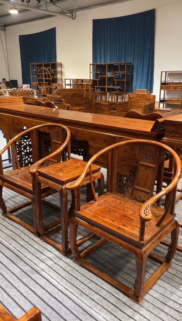 花梨木类邢****司花梨木皇宫椅家具改价链接