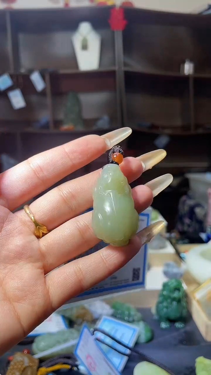 【闪购商品】和田玉颈饰未镶嵌1