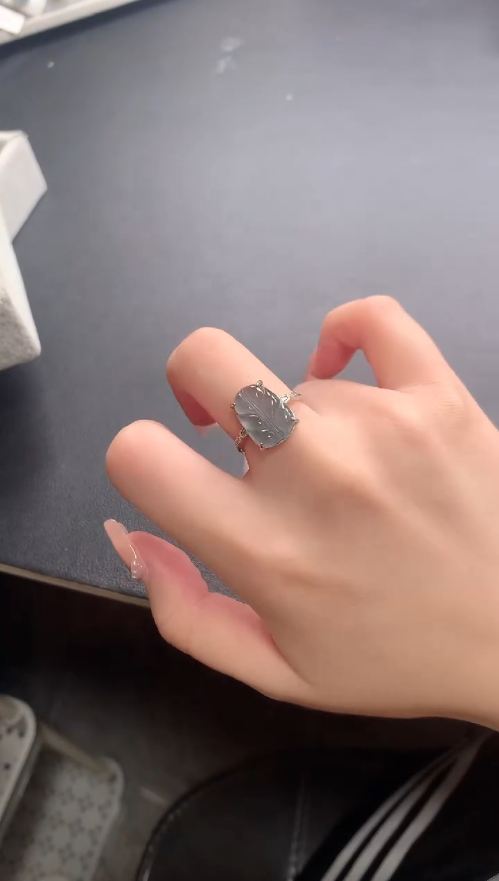 【闪购商品】翡翠戒指银S925镶嵌62141